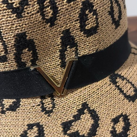 Vince Camuto Leopard Bucket Hat with V Logo - Picture 4 of 9